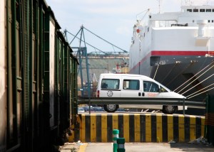 3-intermodalidad-tren-barco-terminal-setram-puerto-barcelona